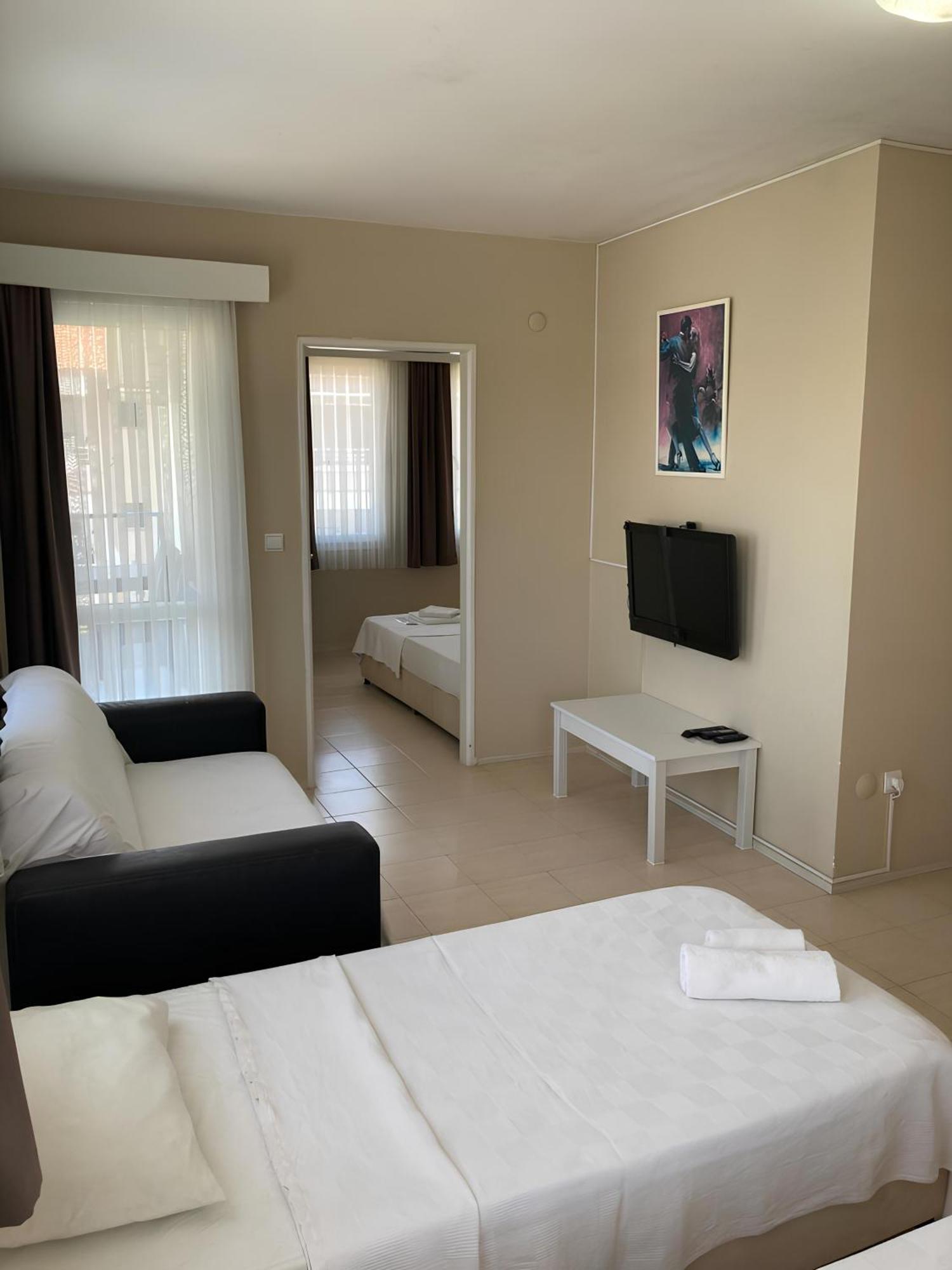 Marigold Otel Çeşme Camera foto