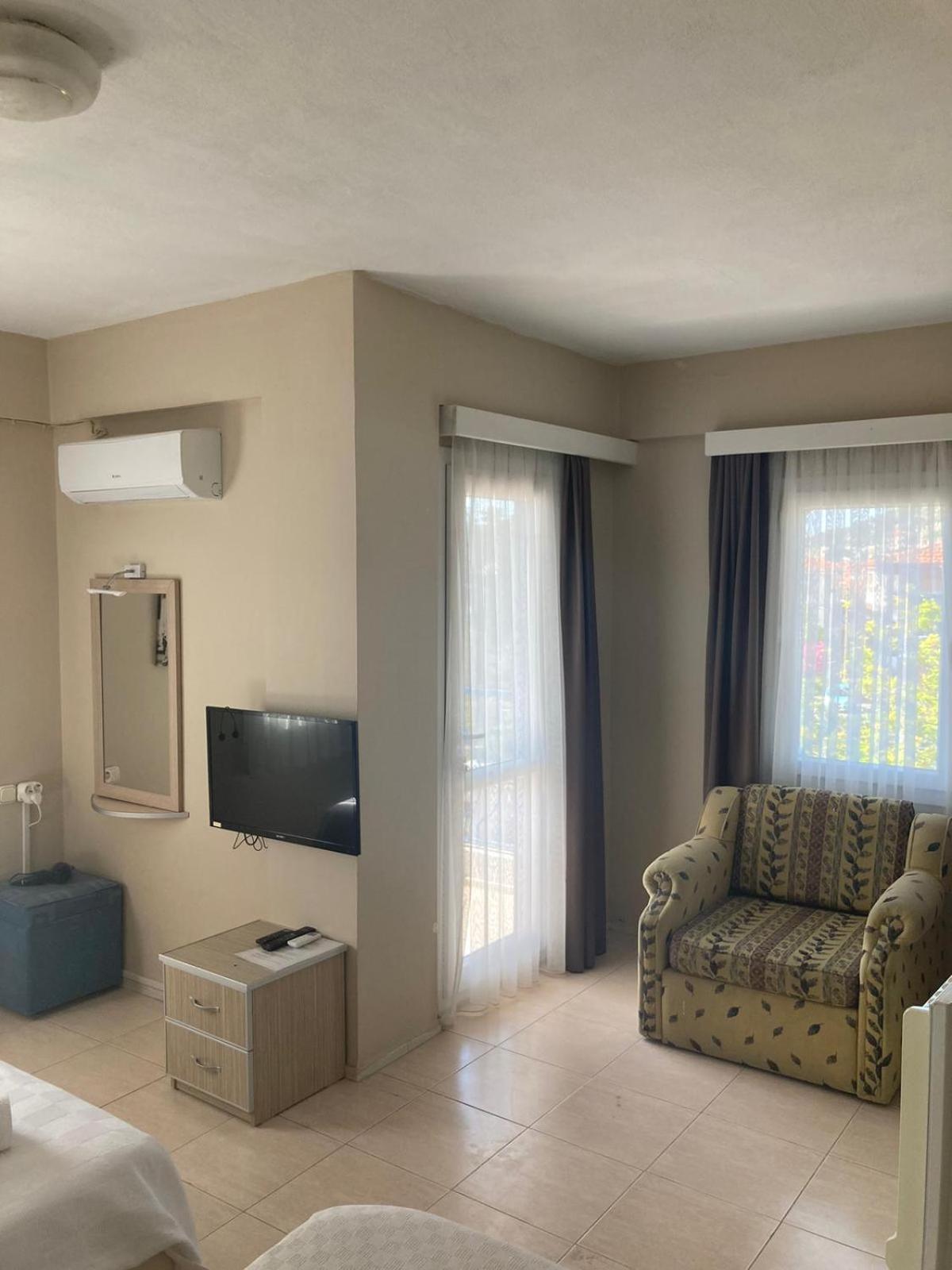 Marigold Otel Çeşme Camera foto