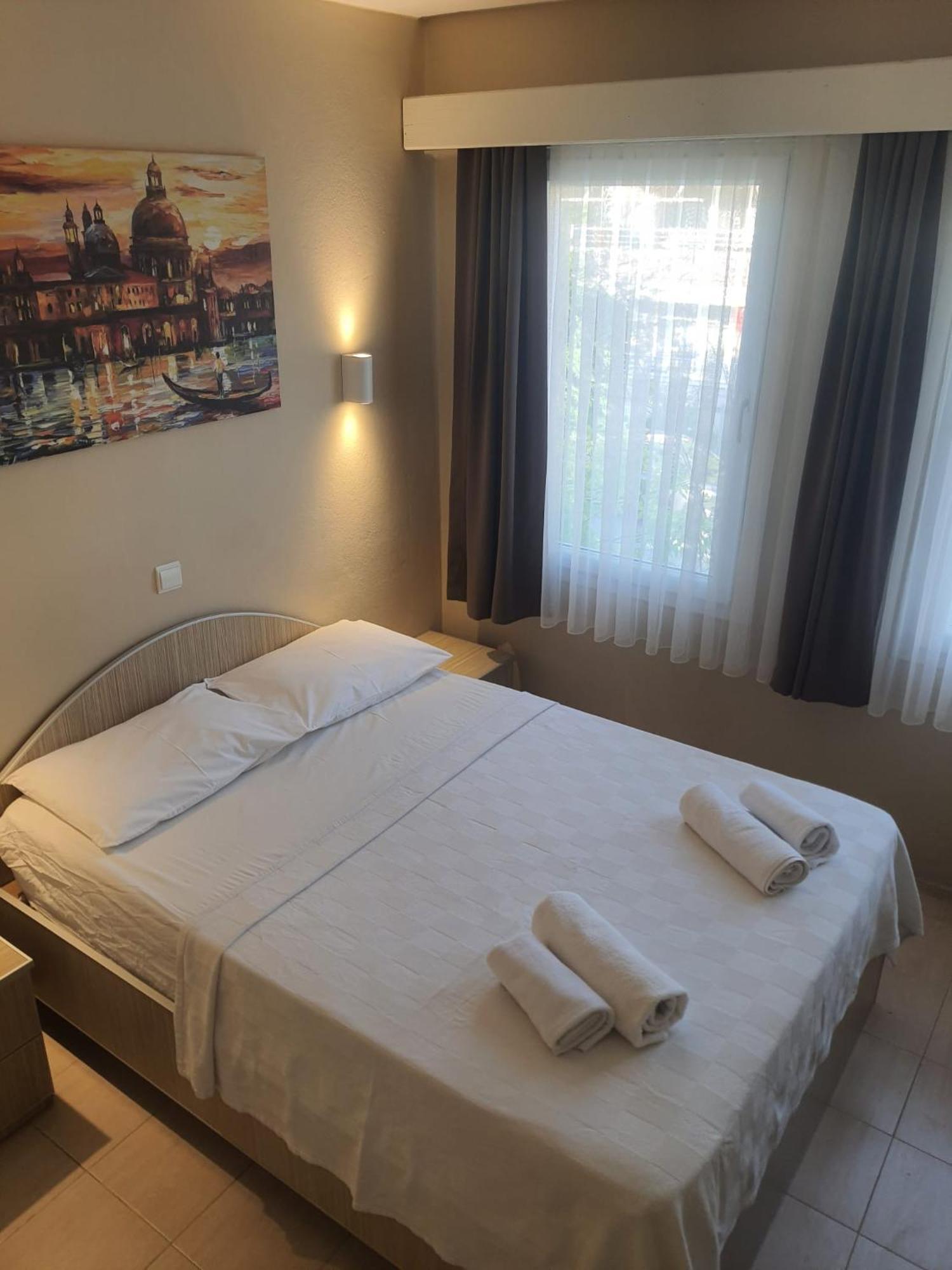 Marigold Otel Çeşme Camera foto